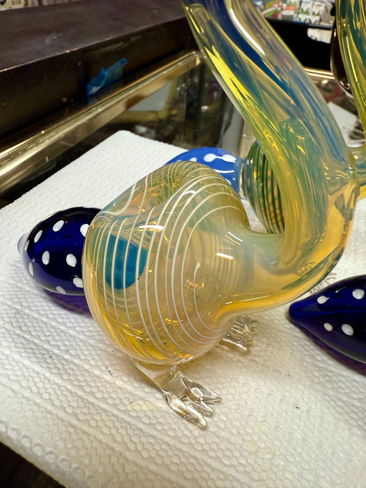 Ripkitty 5” Peacock Dry Herb Hand Pipe Borosilicate Glass - Colors May Vary - Toker Supply