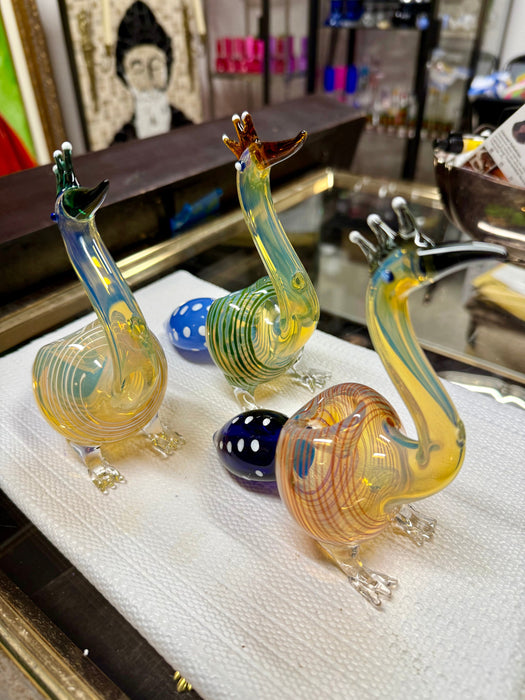Ripkitty 5” Peacock Dry Herb Hand Pipe Borosilicate Glass - Colors May Vary - Toker Supply